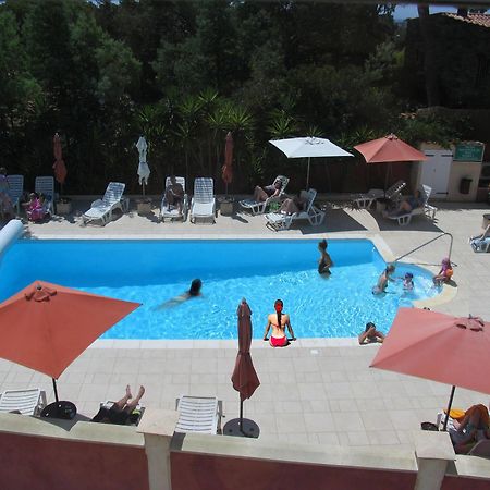 Hotel Et Studios Les Amandiers Saint-Raphaël Zewnętrze zdjęcie