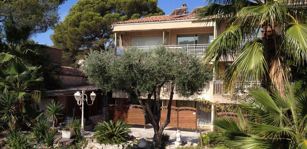 Hotel Et Studios Les Amandiers Saint-Raphaël Zewnętrze zdjęcie