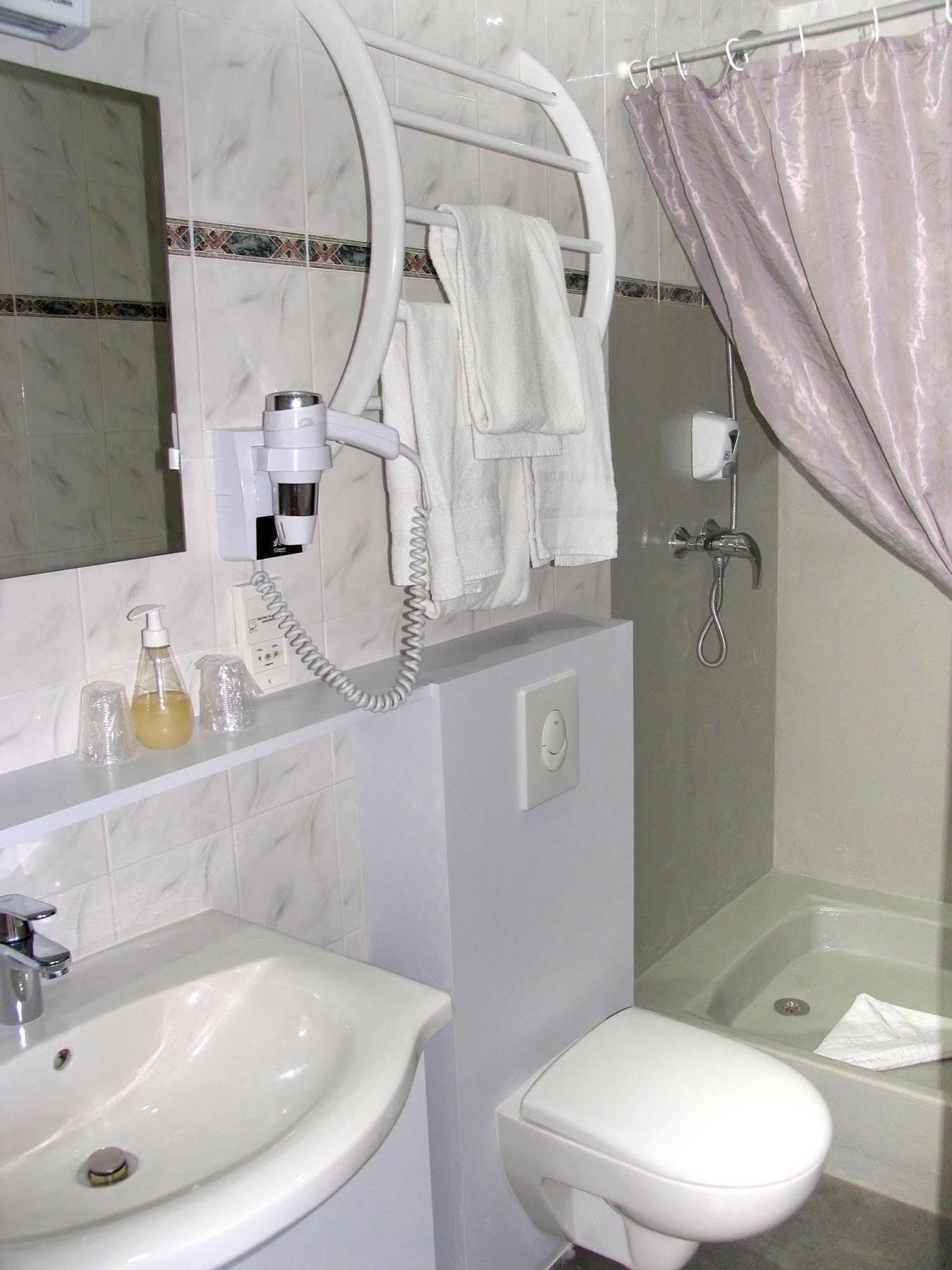 Hotel Et Studios Les Amandiers Saint-Raphaël Zewnętrze zdjęcie