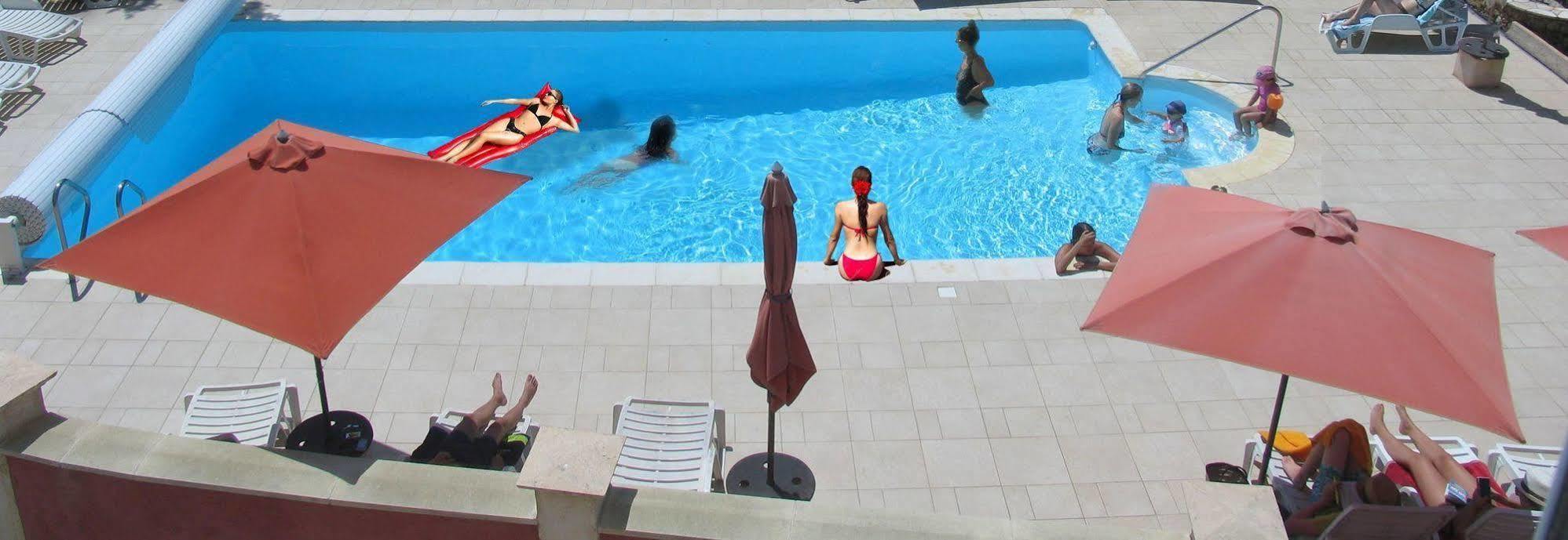 Hotel Et Studios Les Amandiers Saint-Raphaël Zewnętrze zdjęcie